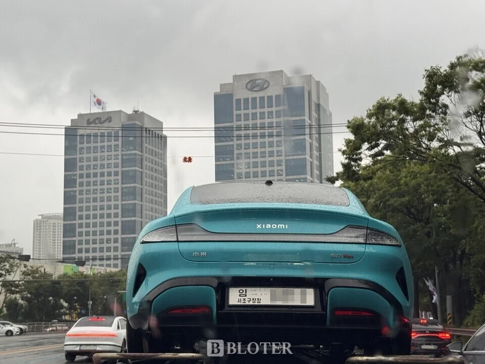 小米SU7出現(xiàn)在韓國(guó)街頭，韓媒稱(chēng)買(mǎi)家為現(xiàn)代汽車(chē)