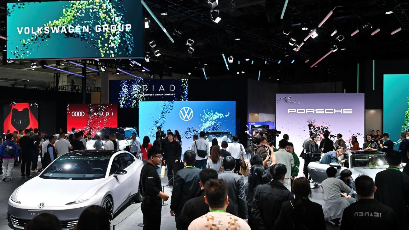 再赴進博之約｜大眾汽車集團前沿科技點亮出行未來